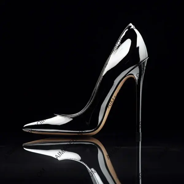 Stuart Weitzman&#8217;s Elegant Women&#8217;s Pumps Taking the Spotlight